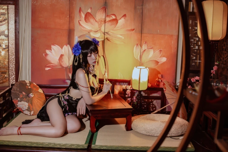 二佐Nisa《碧蓝航线 比叡鲟旗袍》主题写真：24张全套美图