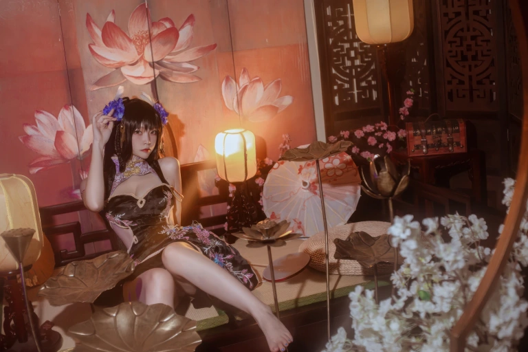 二佐Nisa《碧蓝航线 比叡鲟旗袍》主题写真：24张全套美图