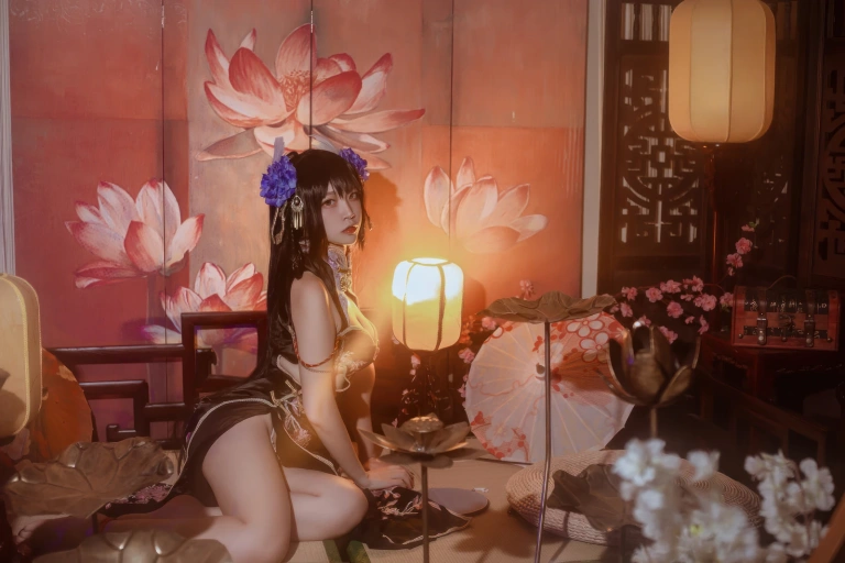 二佐Nisa《碧蓝航线 比叡鲟旗袍》主题写真：24张全套美图