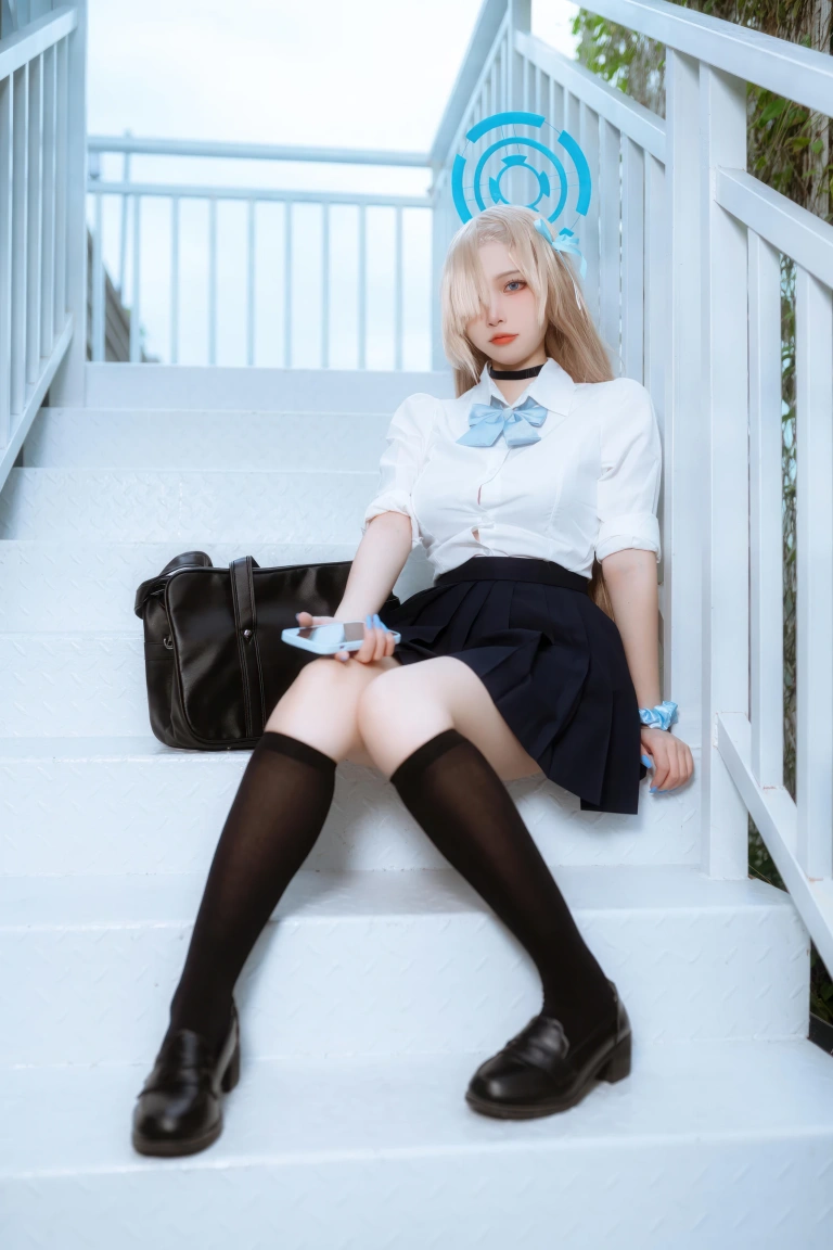 二佐Nisa《蔚蓝档案 明日奈JK》主题写真：23张全套美图