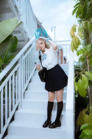 二佐Nisa《蔚蓝档案 明日奈JK》主题写真：23张全套美图