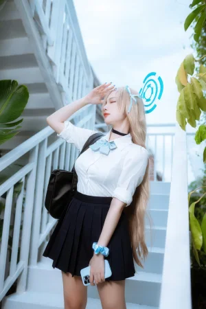 二佐Nisa《蔚蓝档案 明日奈JK》主题写真：23张全套美图