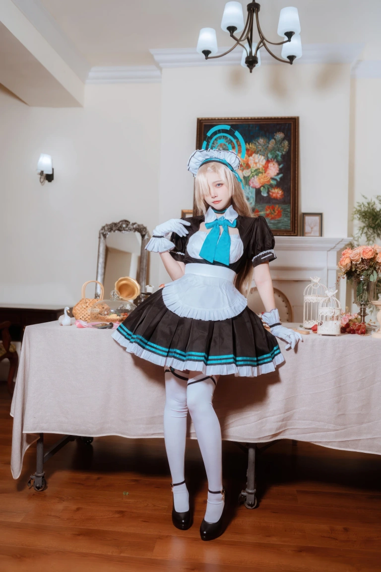 二佐Nisa《蔚蓝档案 明日奈女仆》主题写真：30张全套美图