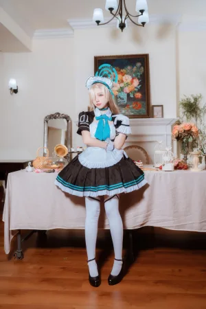 二佐Nisa《蔚蓝档案 明日奈女仆》主题写真：30张全套美图