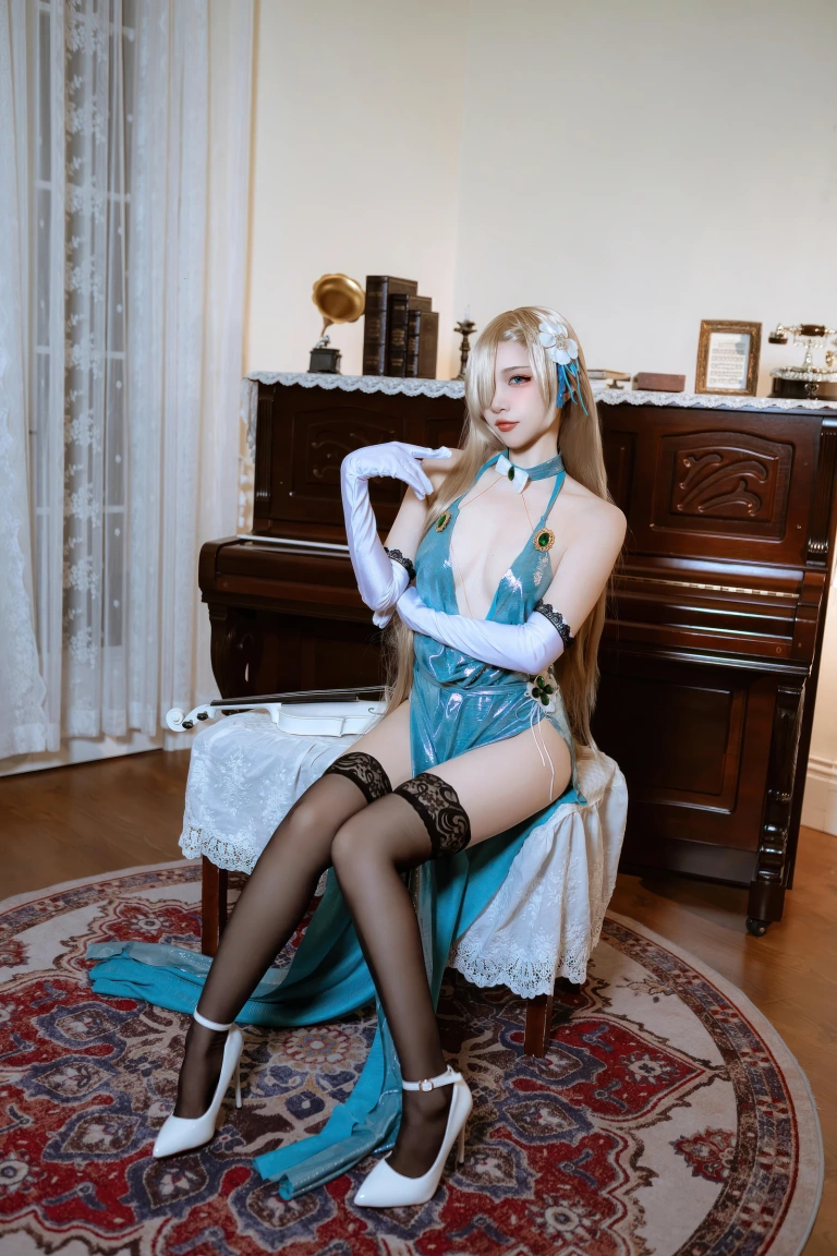 二佐Nisa《蔚蓝档案 明日奈礼服》主题写真：28张全套美图