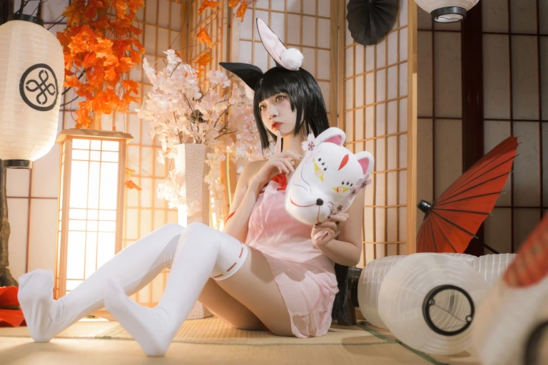 二佐Nisa《碧蓝航线 长门睡衣》主题写真：18张全套美图
