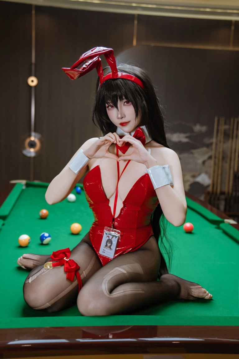 二佐Nisa《碧蓝航线 大凤桌球兔女郎》主题写真：31张全套美图