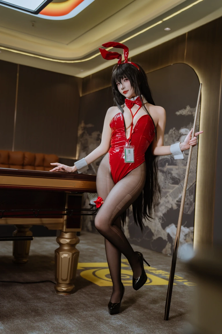 二佐Nisa《碧蓝航线 大凤桌球兔女郎》主题写真：31张全套美图