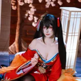 二佐Nisa《碧蓝航线 大凤 原皮》主题写真：35张全套美图