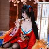 二佐Nisa《碧蓝航线 大凤 原皮》主题写真：35张全套美图