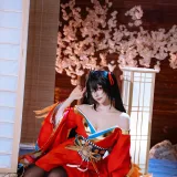 二佐Nisa《碧蓝航线 大凤 原皮》主题写真：35张全套美图