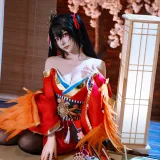 二佐Nisa《碧蓝航线 大凤 原皮》主题写真：35张全套美图