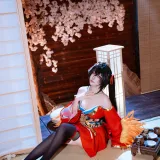 二佐Nisa《碧蓝航线 大凤 原皮》主题写真：35张全套美图