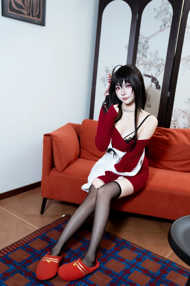 二佐Nisa《碧蓝航线 大凤 居家服》主题写真：31张全套美图