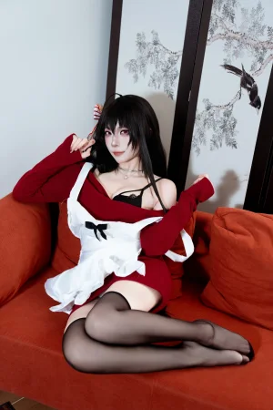 二佐Nisa《碧蓝航线 大凤 居家服》主题写真：31张全套美图