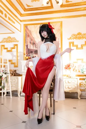 二佐Nisa《碧蓝航线 大凤 誓约》主题写真：37张全套美图