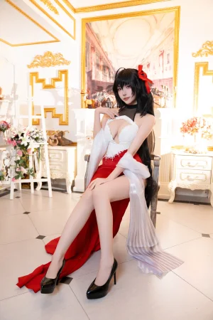 二佐Nisa《碧蓝航线 大凤 誓约》主题写真：37张全套美图