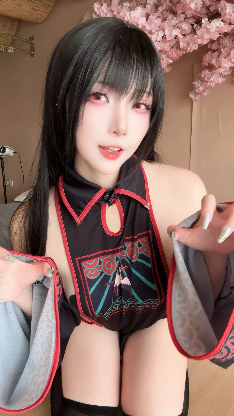 二佐Nisa《私房小僵尸》主题写真：30张全套美图
