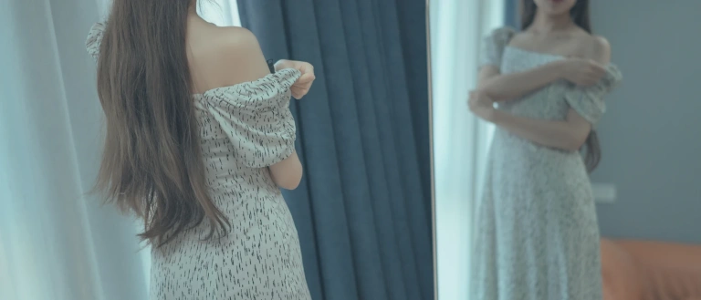 杏仁曲奇《我的表姐》主题写真：102张全套美图
