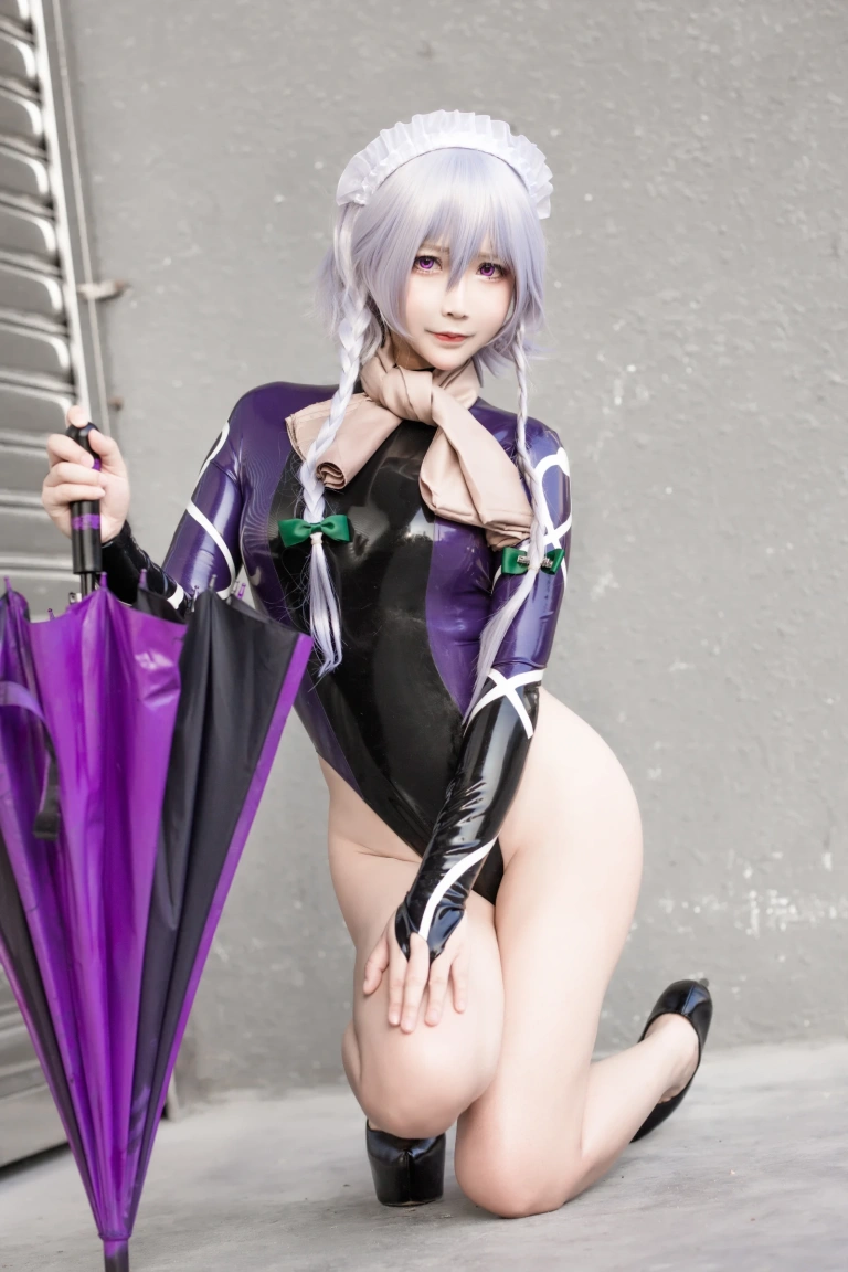 抱走莫子《胶衣》主题写真：11张全套美图