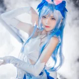 桜桃喵《花间舞》主题写真：13张全套美图