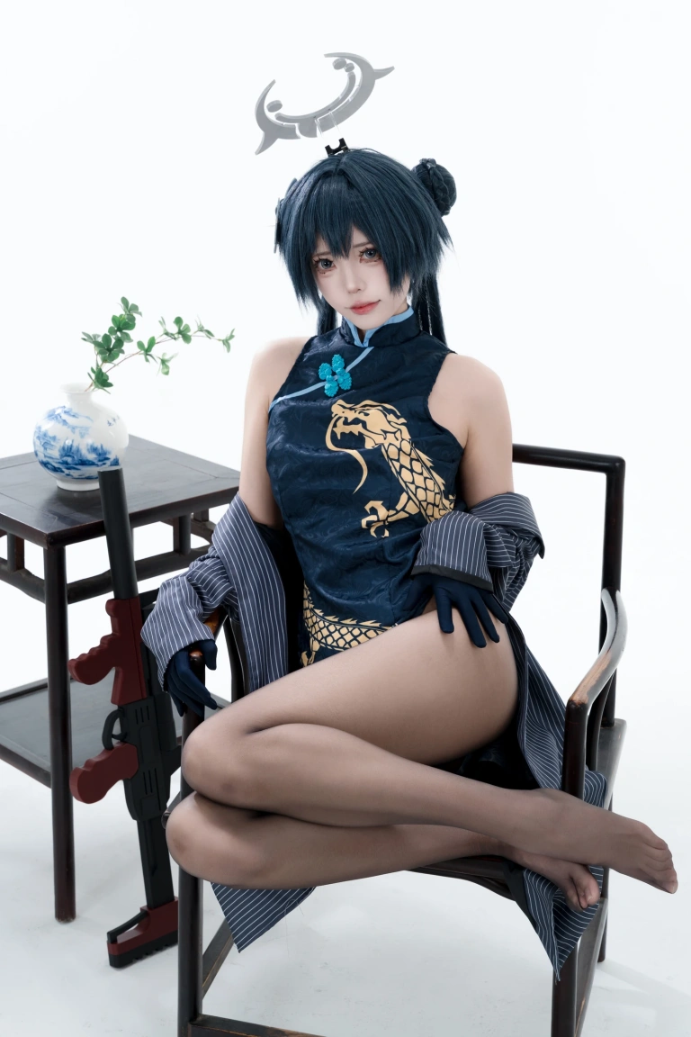 君颜圆又圆《龙华妃咲》主题写真：153张全套美图，含3个视频