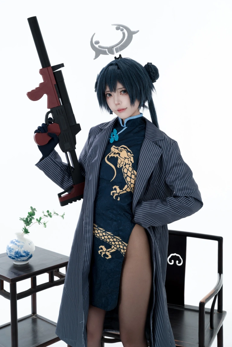 君颜圆又圆《龙华妃咲》主题写真：153张全套美图，含3个视频