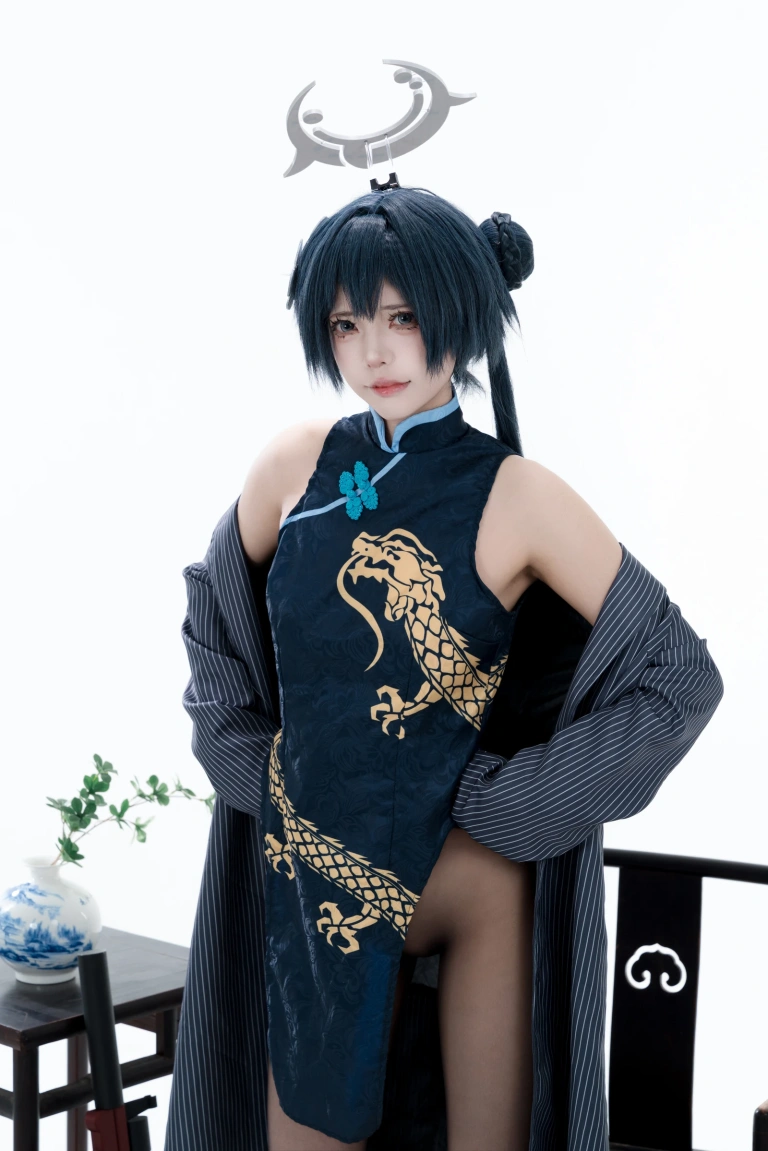 君颜圆又圆《龙华妃咲》主题写真：153张全套美图，含3个视频