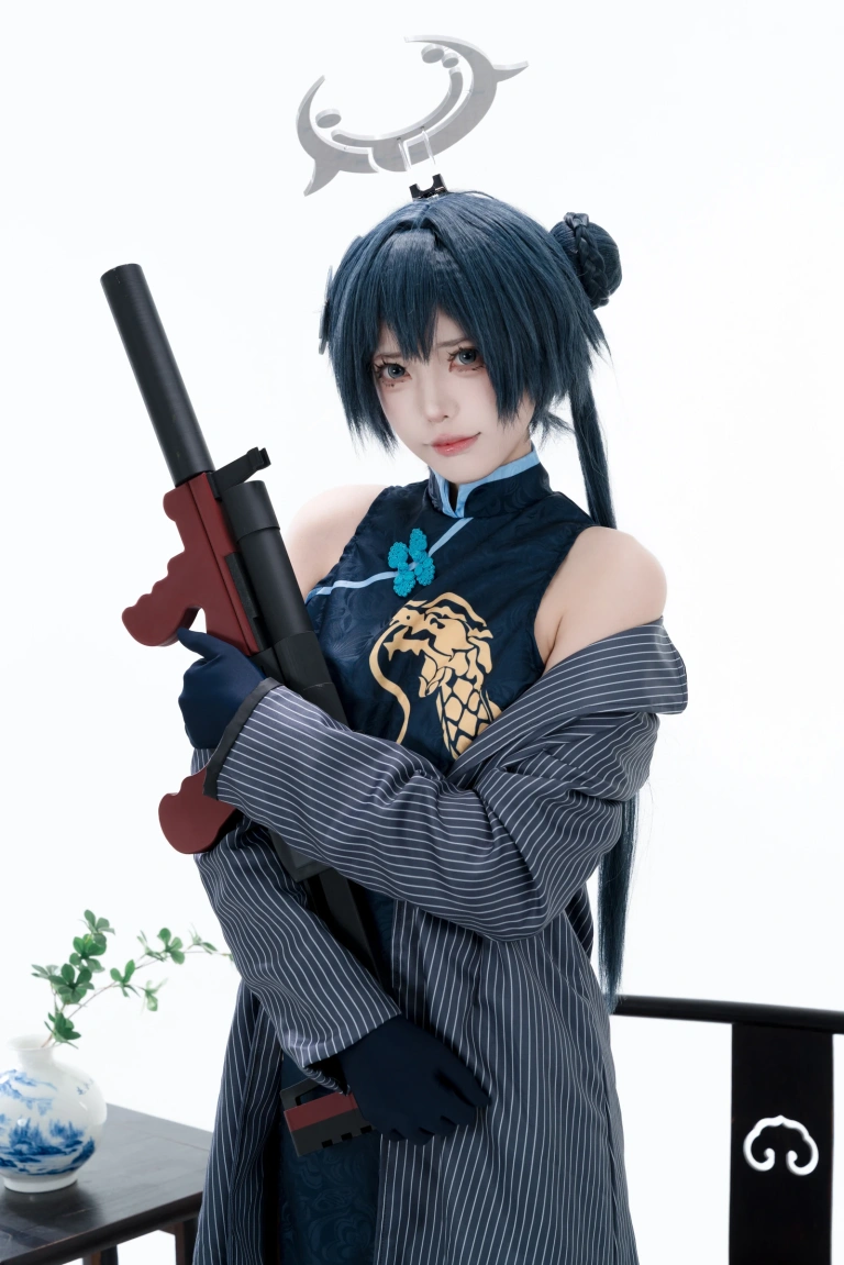 君颜圆又圆《龙华妃咲》主题写真：153张全套美图，含3个视频
