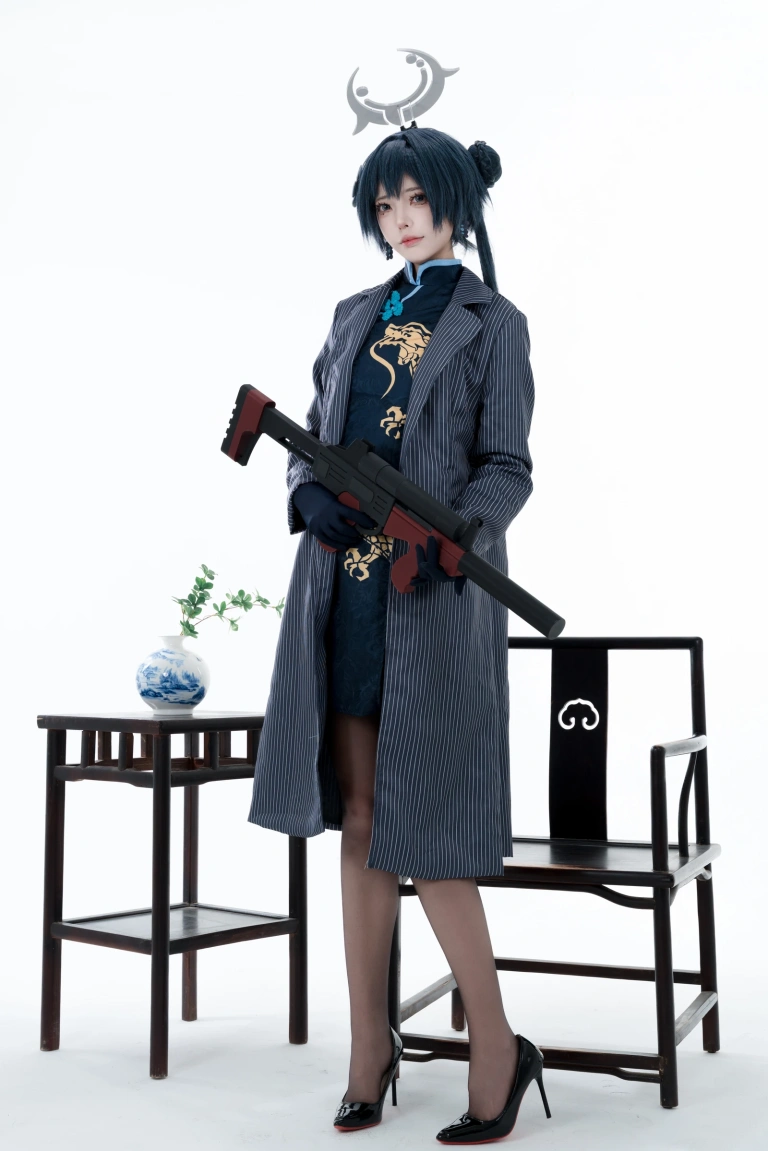 君颜圆又圆《龙华妃咲》主题写真：153张全套美图，含3个视频