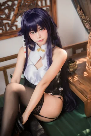 三無人型《吾妻旗袍》主题写真：20张全套美图