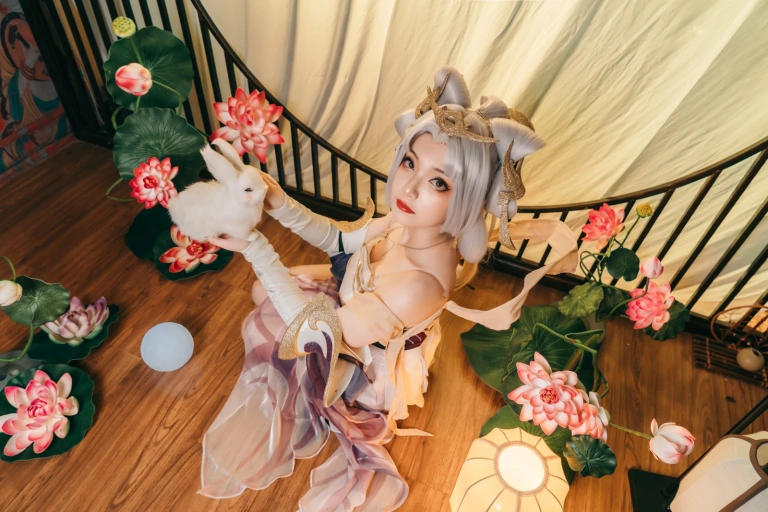 许枳《美丽的嫦娥》主题写真：21张全套美图