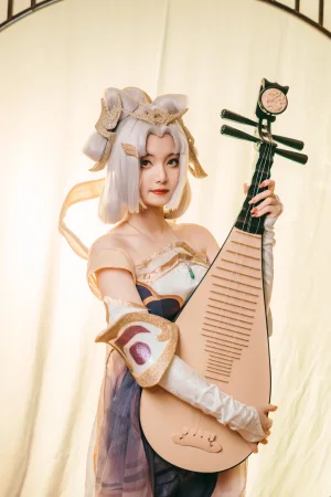 许枳《美丽的嫦娥》主题写真：21张全套美图