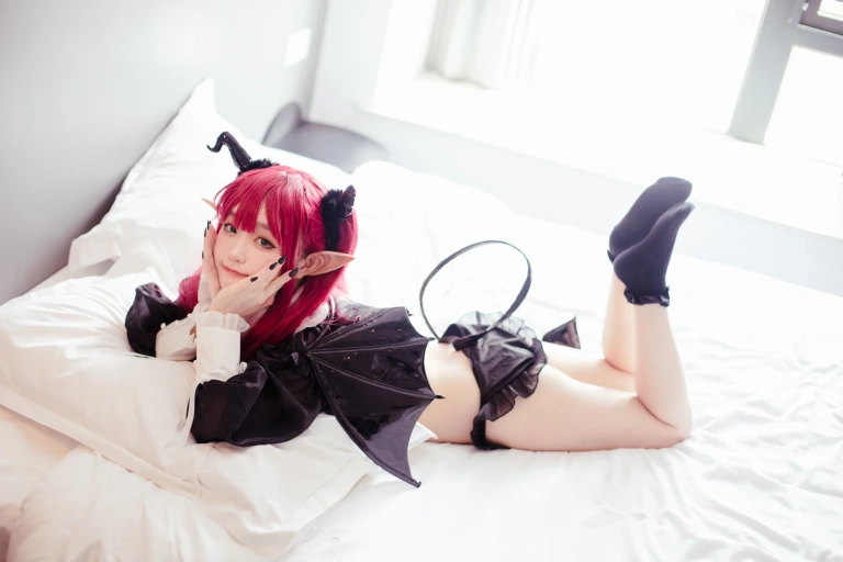 神沢永莉《梦魔利兹》主题写真：22张全套美图