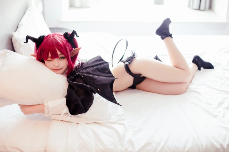 神沢永莉《梦魔利兹》主题写真：22张全套美图