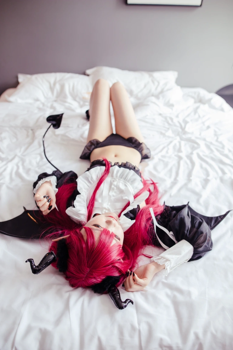 神沢永莉《梦魔利兹》主题写真：22张全套美图