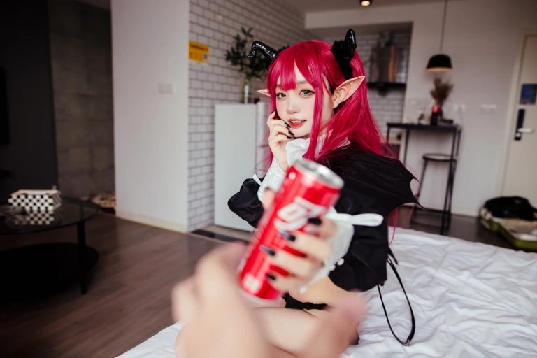 神沢永莉《梦魔利兹》主题写真：22张全套美图