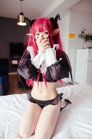 神沢永莉《梦魔利兹》主题写真：22张全套美图