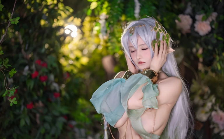 古阿扎《大慈树王》主题写真：26张全套美图