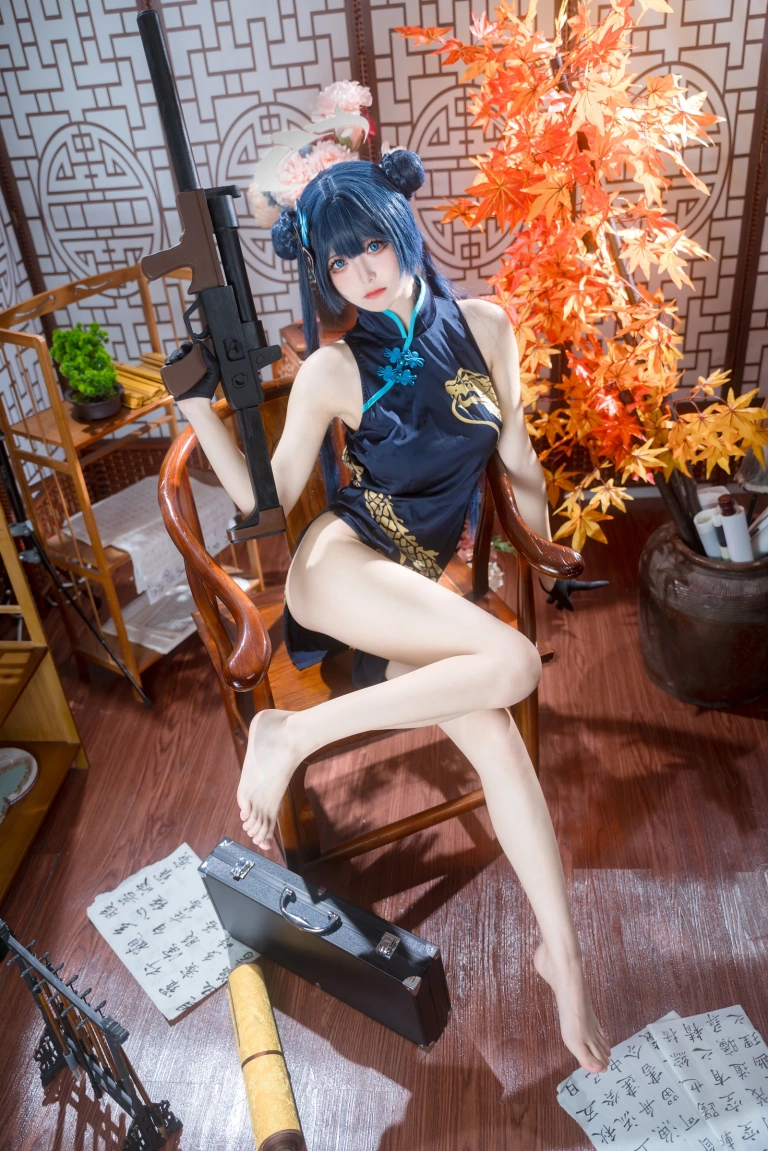 九柒喵《碧蓝档案 妃咲》主题写真：28张全套美图