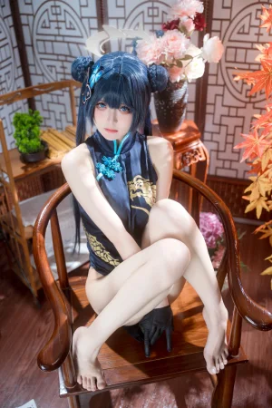 九柒喵《碧蓝档案 妃咲》主题写真：28张全套美图