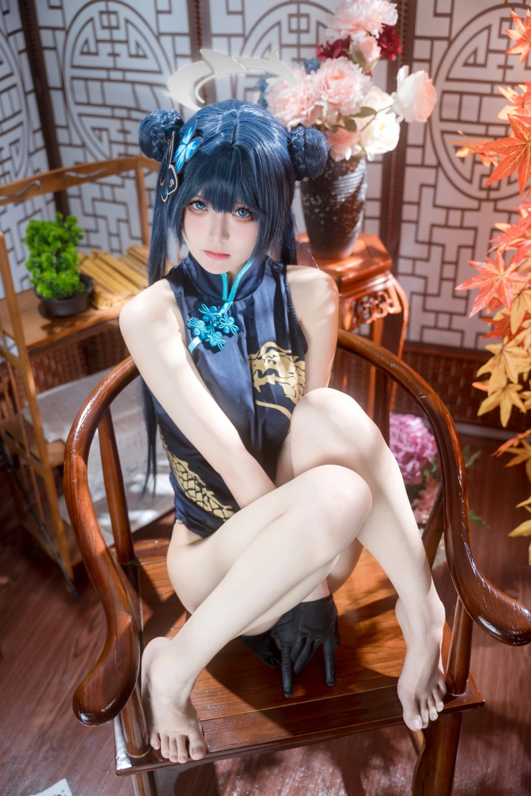 九柒喵《碧蓝档案 妃咲》主题写真：28张全套美图