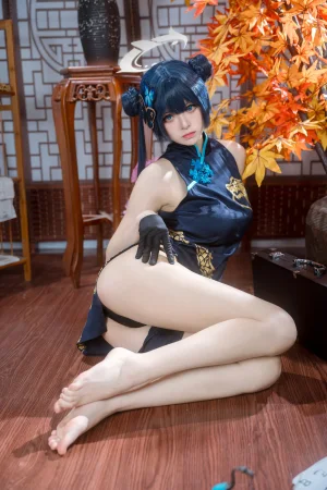 九柒喵《碧蓝档案 妃咲》主题写真：28张全套美图