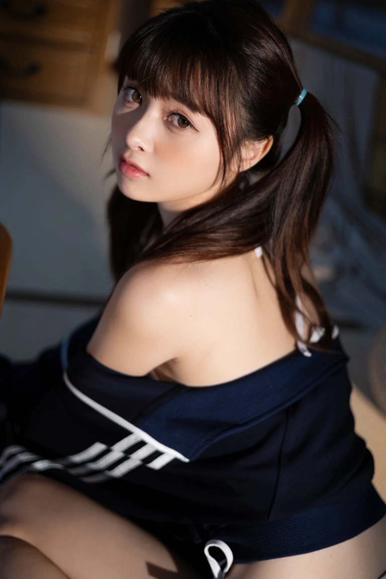 河豚抚子《夏日比基尼》主题写真：28张全套美图