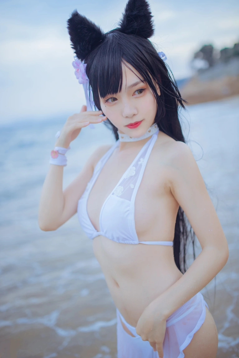 不呆猫&抖娘《獒犬海边泳装》主题写真：41张全套美图