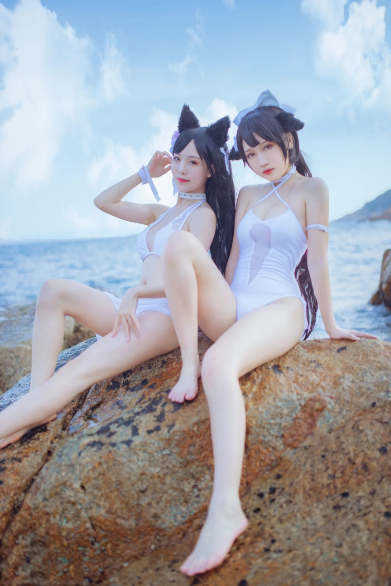 不呆猫&抖娘《獒犬海边泳装》主题写真：41张全套美图