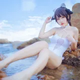 不呆猫&抖娘《獒犬海边泳装》主题写真：41张全套美图