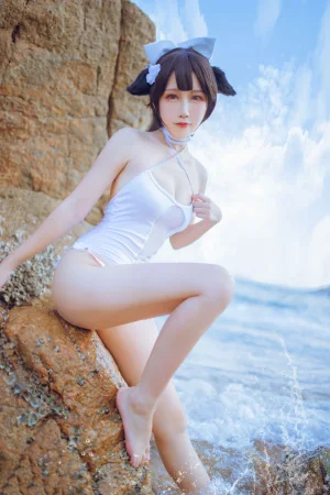 不呆猫&抖娘《獒犬海边泳装》主题写真：41张全套美图