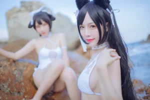 不呆猫&抖娘《獒犬海边泳装》主题写真：41张全套美图