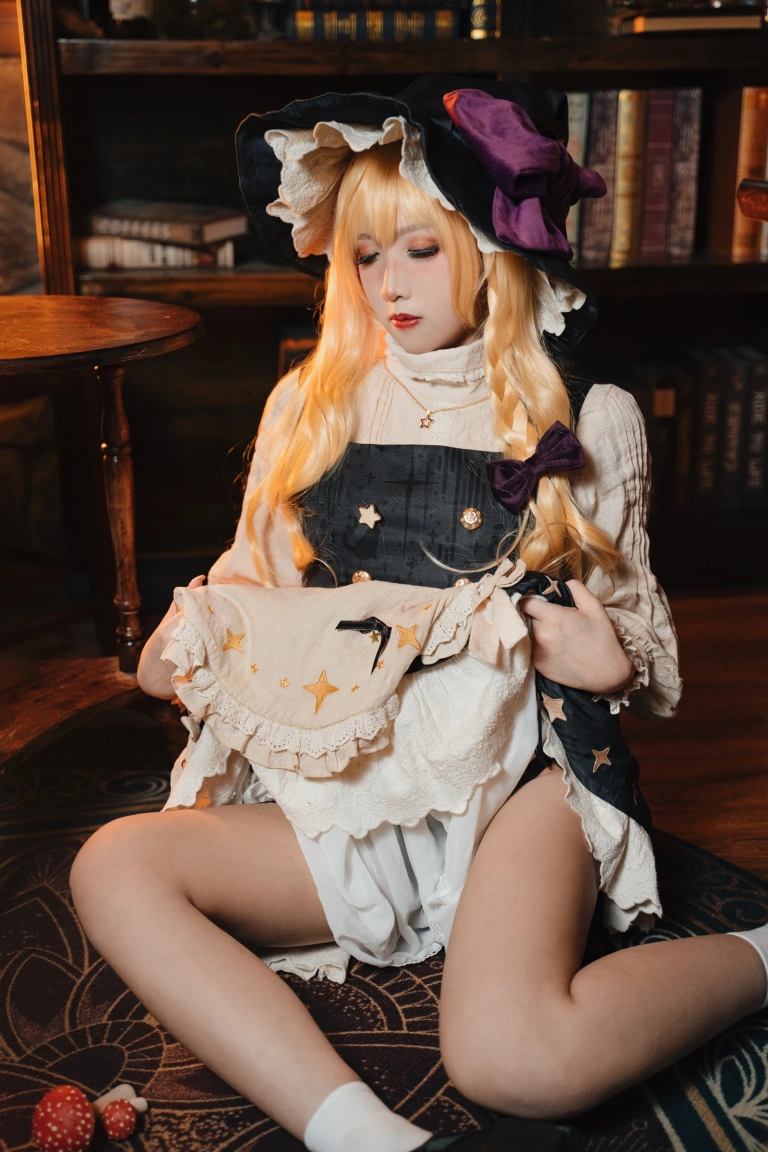 小和甜酒《魔理沙吃了蘑菇之后》主题写真：41张全套美图，含1个视频